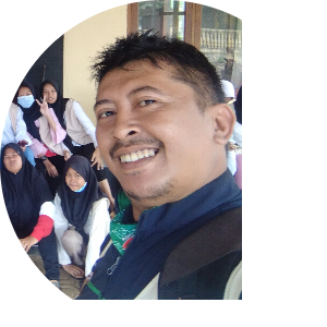 Avatar of creator DWI JULI KUSMOROP