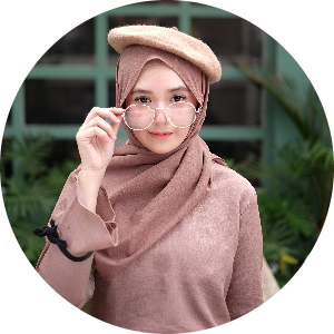 Avatar of creator Post Modeling Salatiga